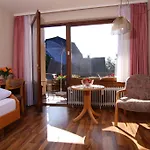 Vendégház Gaestehaus Schmid-lopez